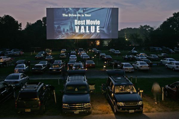 Driver In Theater โรงหนังกลางแจ้ง